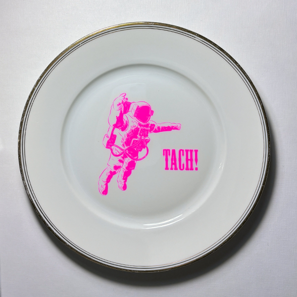 Wandteller Astronaut/ TACH!